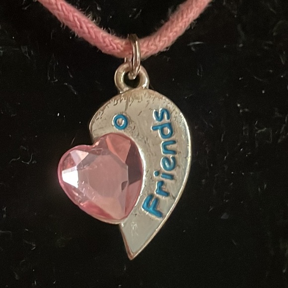 13” pink corded became with 1” engraved Best Friends pendant with pink crysta - Picture 4 of 12